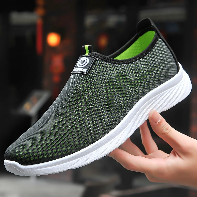 Mesh Men Casual Shoes Summer Lightweight Sneakers Men Outdoor Walking Shoes Breathable Slip on Mens Loafers Zapatillas Hombre