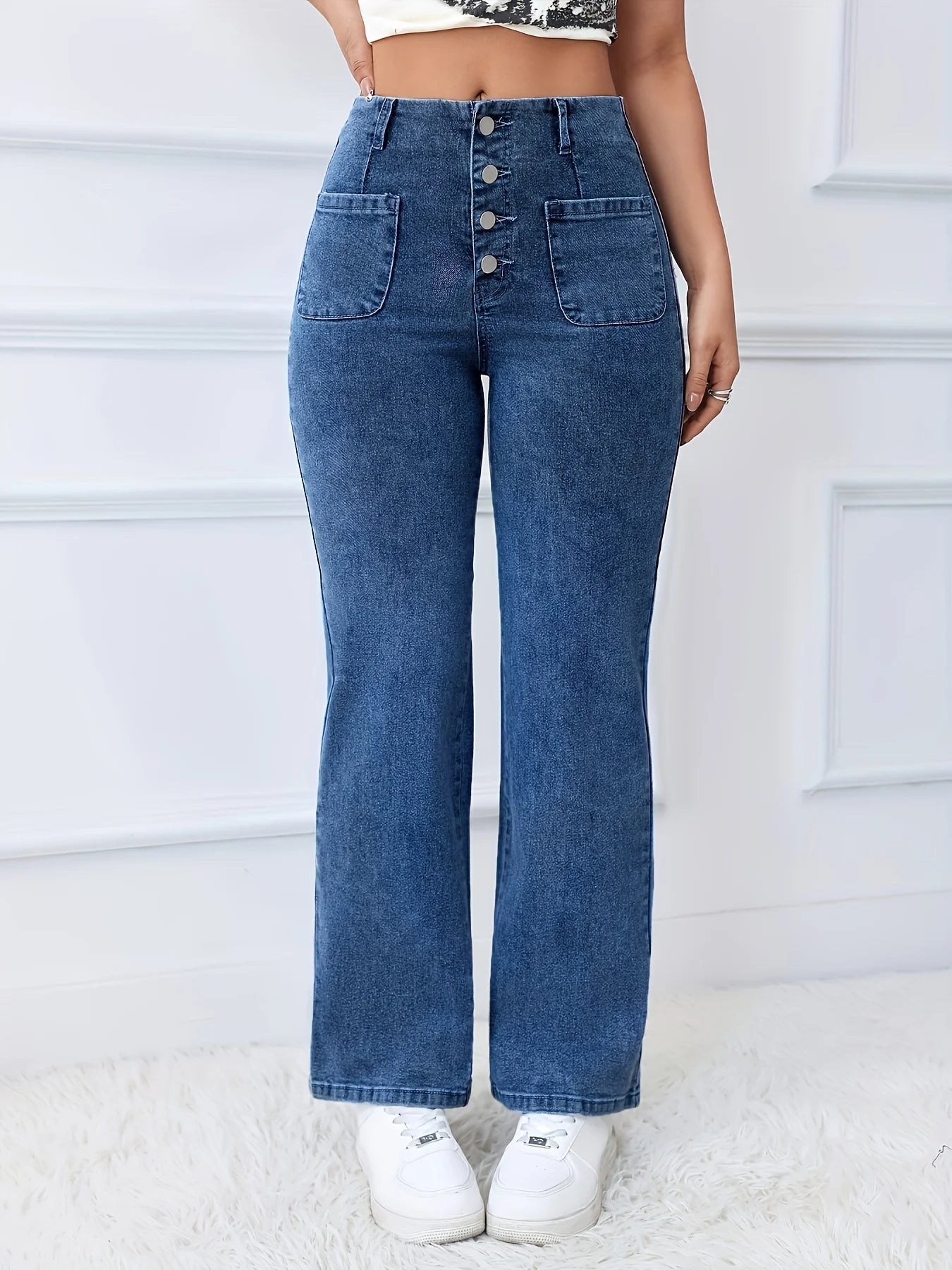Women's straight leg jeans are super elastic and suitable for all seasons. Comfortable and popular women's wide leg pants
