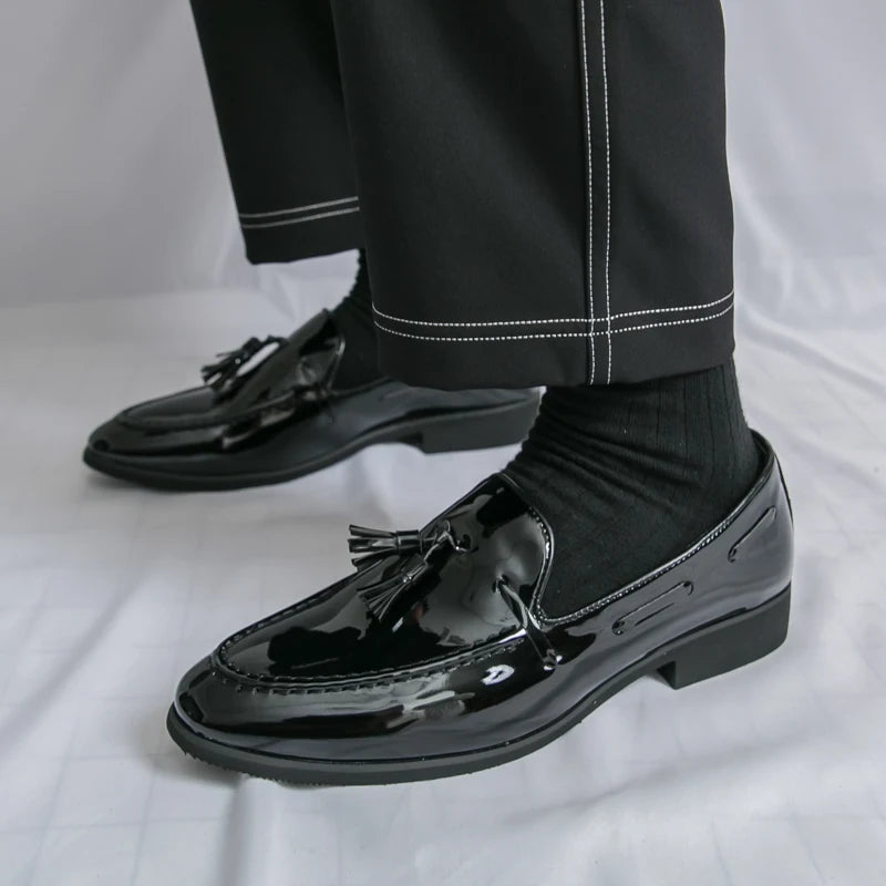 Purple Elegant Dress Shoes Man Luxury Party Wedding Shoes Men Fashion Tassels Pointed Toe Men Patent Leather Shoes Big Size 47