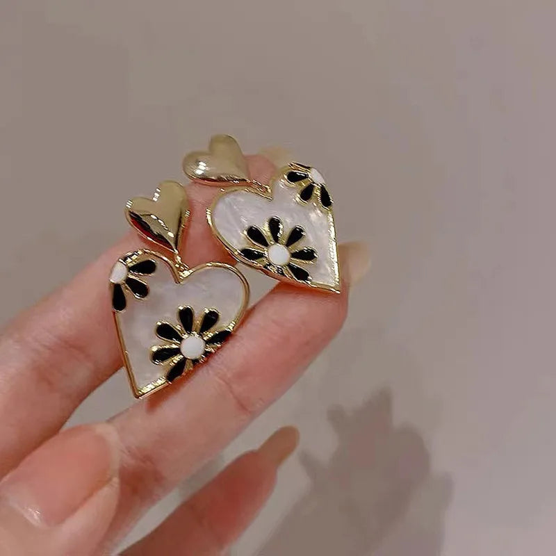 Asymmetric Hollow Black Heart Dangle Earrings For Women