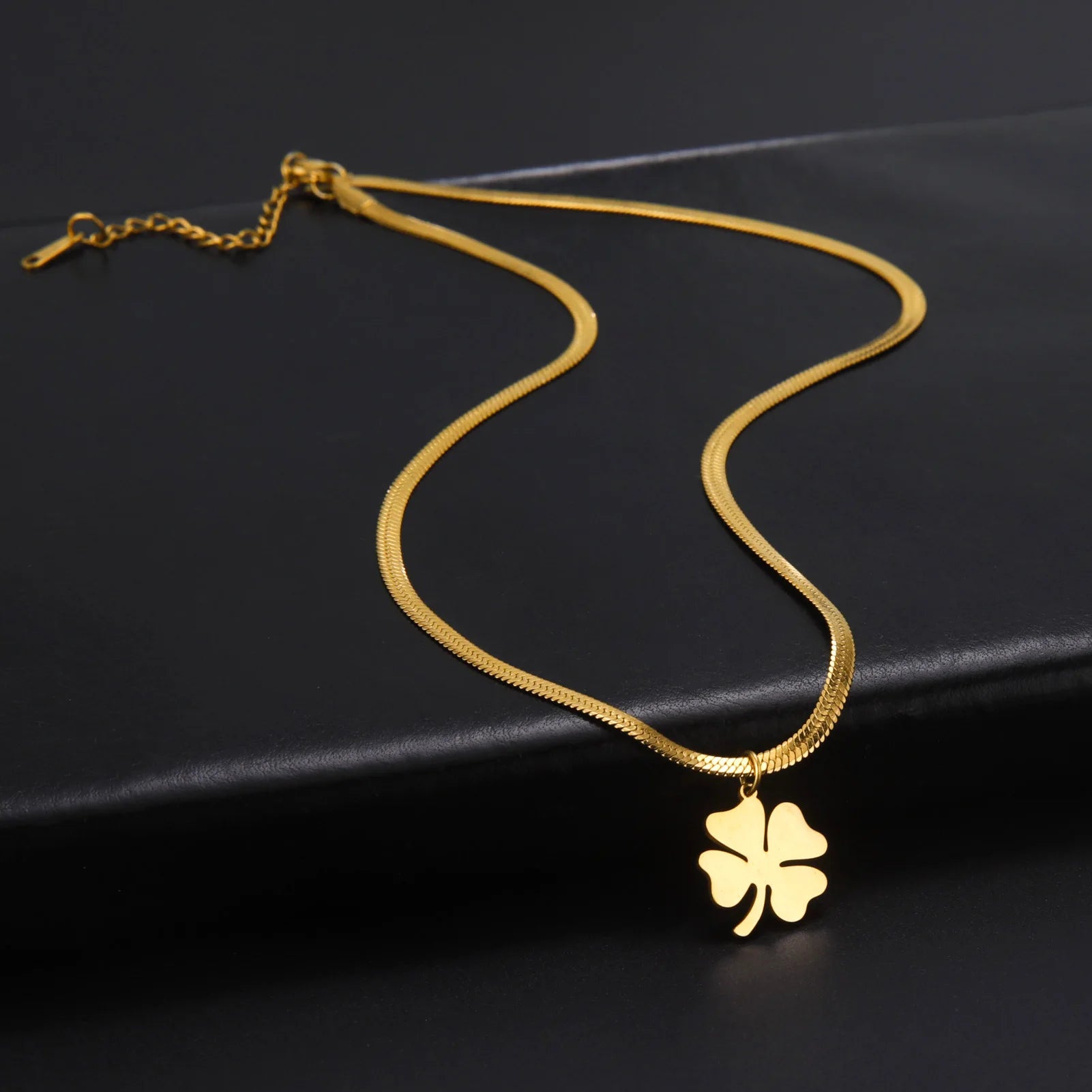 Skyrim Four Leaf Clover Women's Necklace