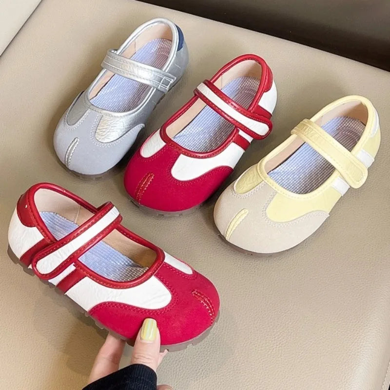 2025 New Children's Flats Simple Leather Shoes Versatile Kids Causal Fashion Shoes Vintage Trendy Girls Contrasting Bean Shoes