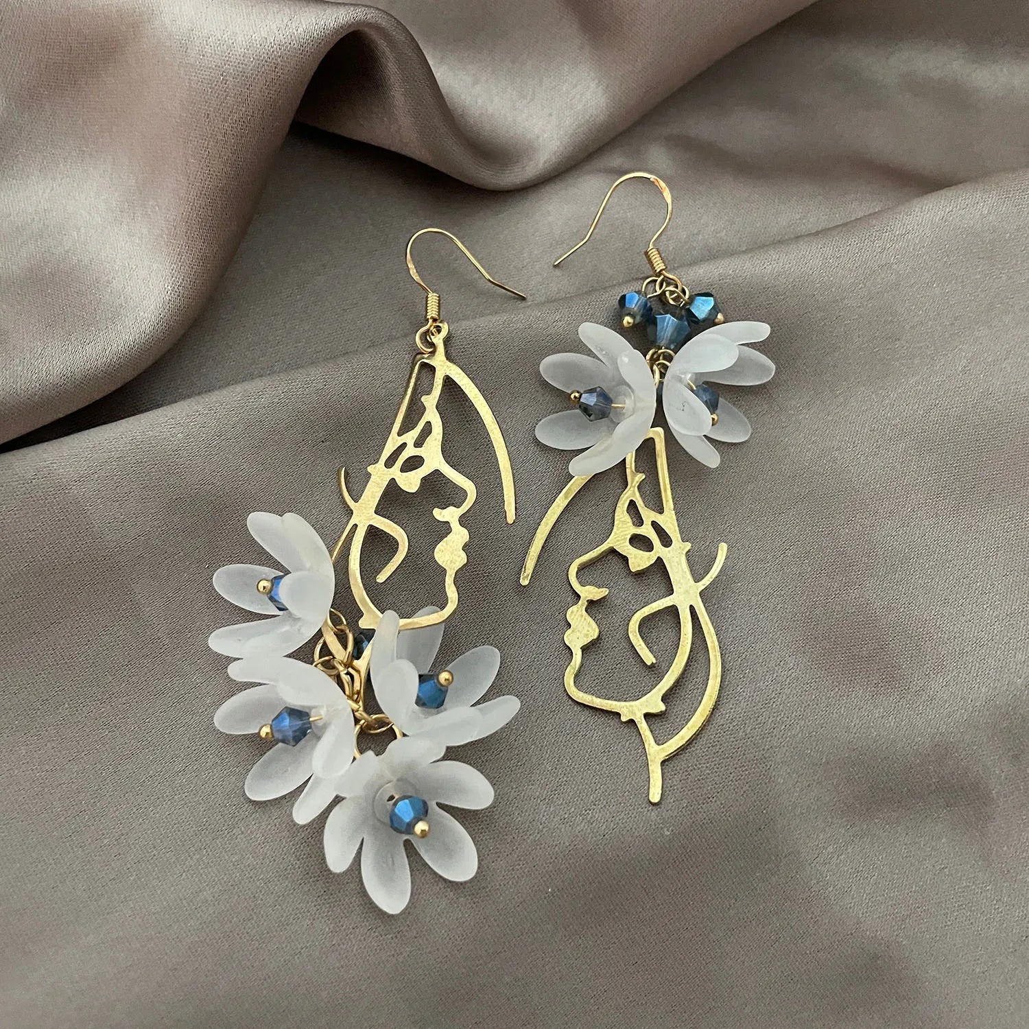 Classic Wine Red Flowers Tassel Earrings For Women